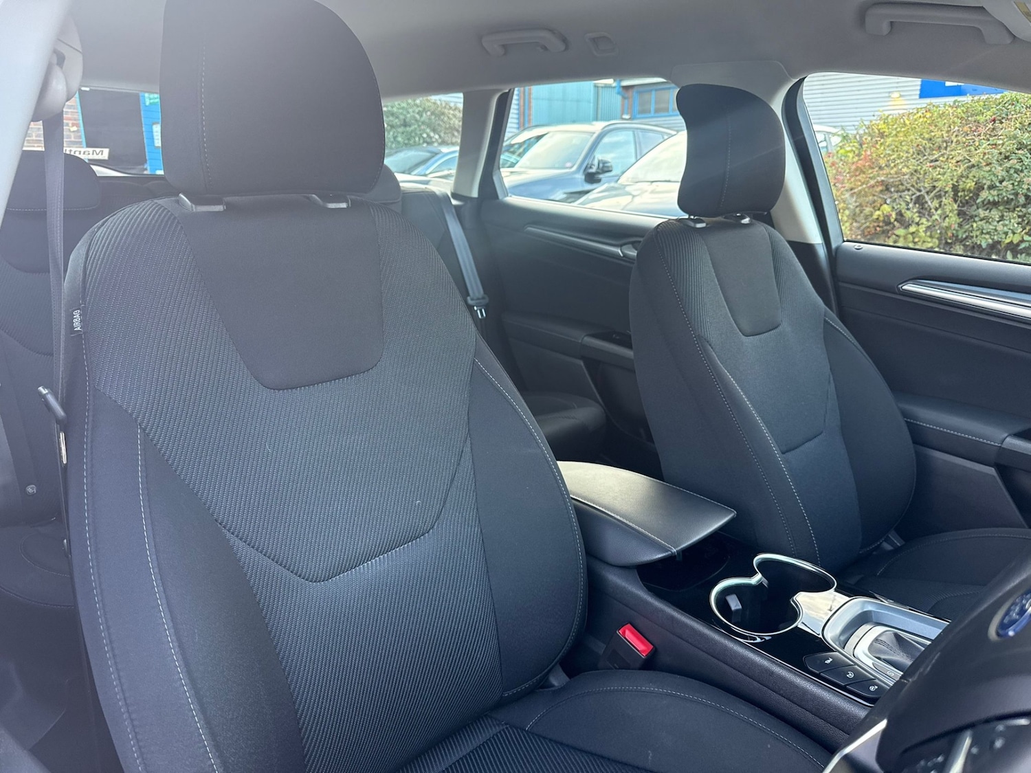 Used Ford Mondeo 2016 for sale - 76355379: Photo 28