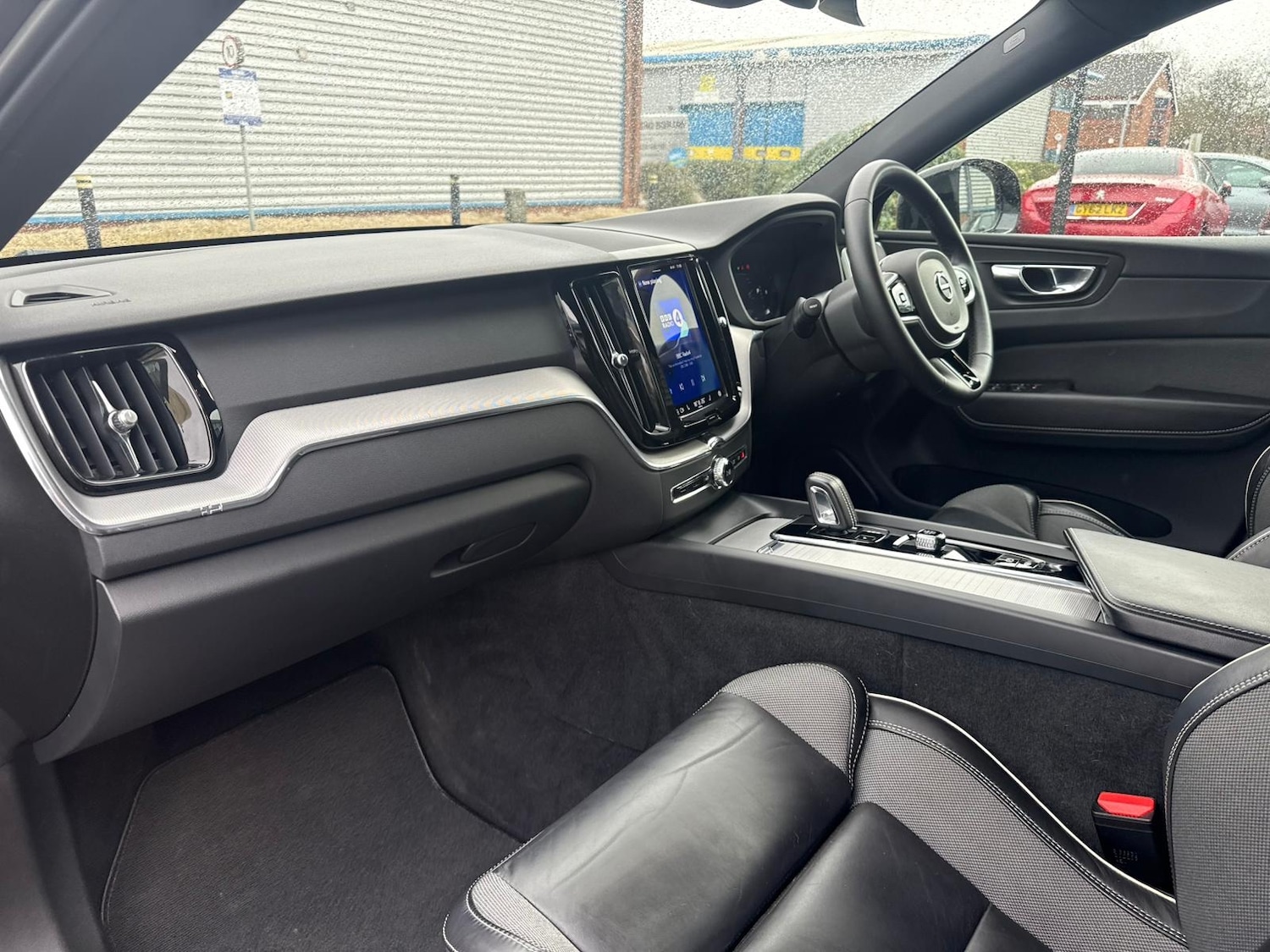 Used Volvo XC60 2022 for sale - 77270800: Photo 10