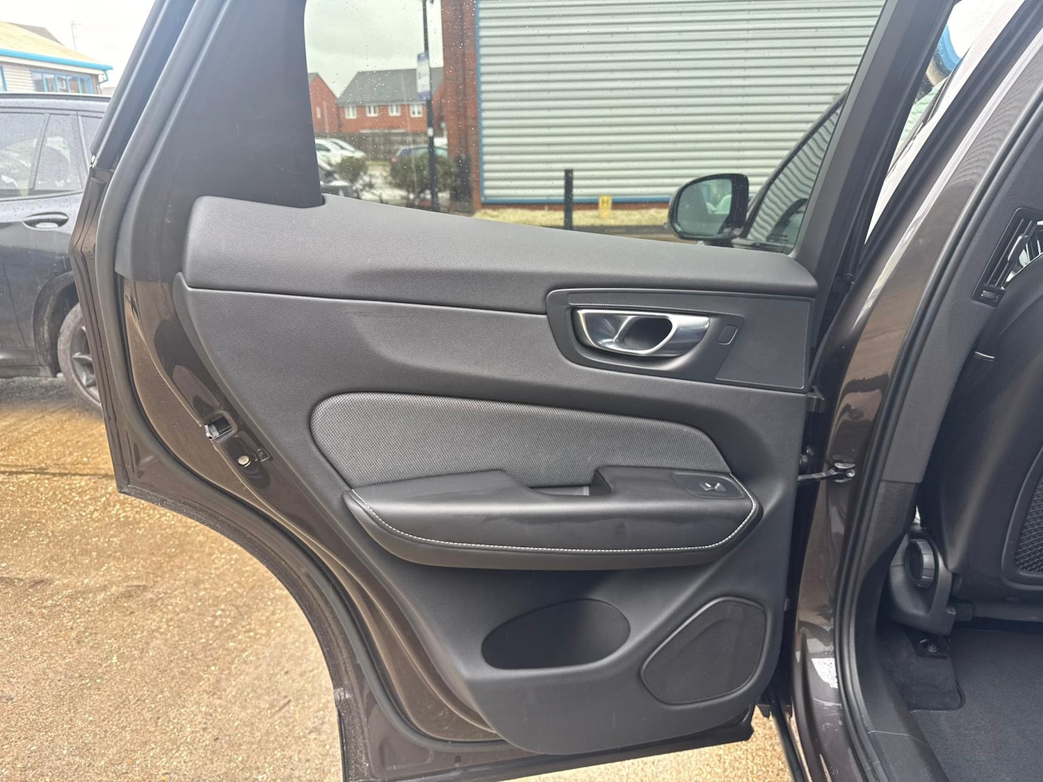 Used Volvo XC60 2022 for sale - 77270800: Photo 15