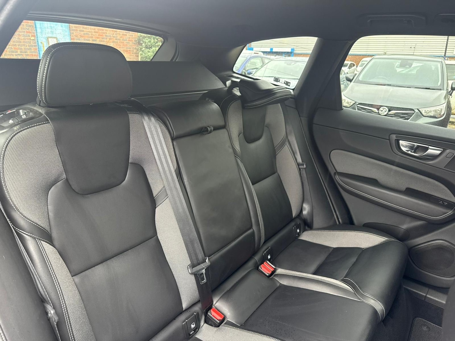 Used Volvo XC60 2022 for sale - 77270800: Photo 21