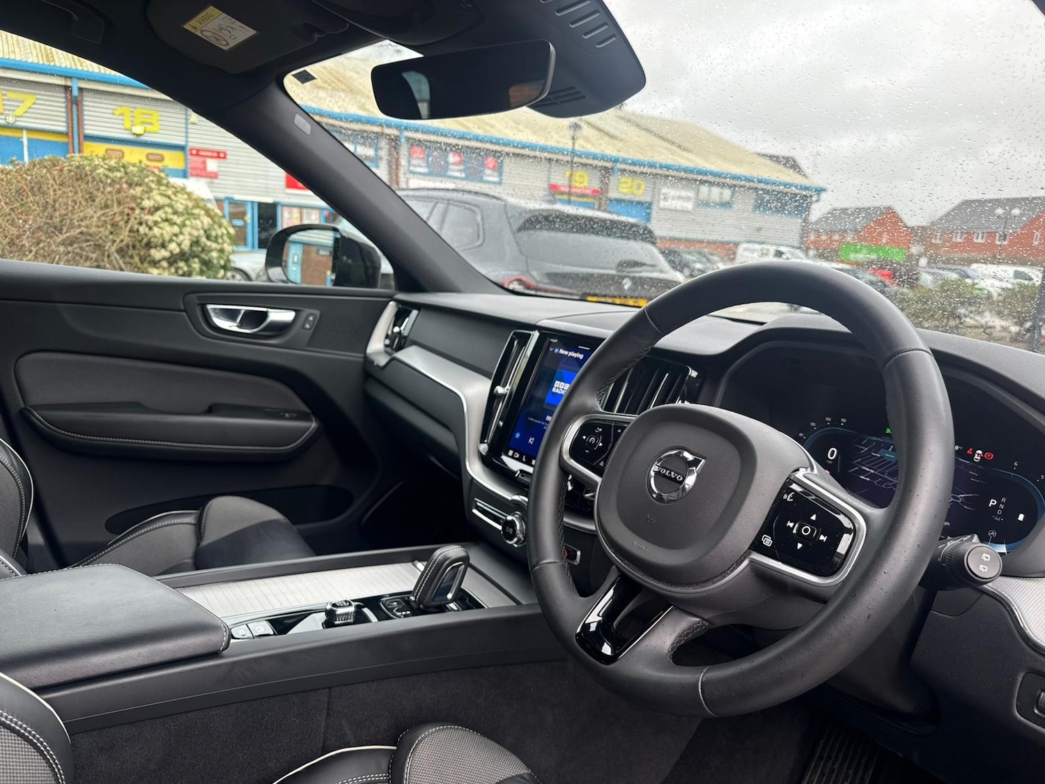 Used Volvo XC60 2022 for sale - 77270800: Photo 23