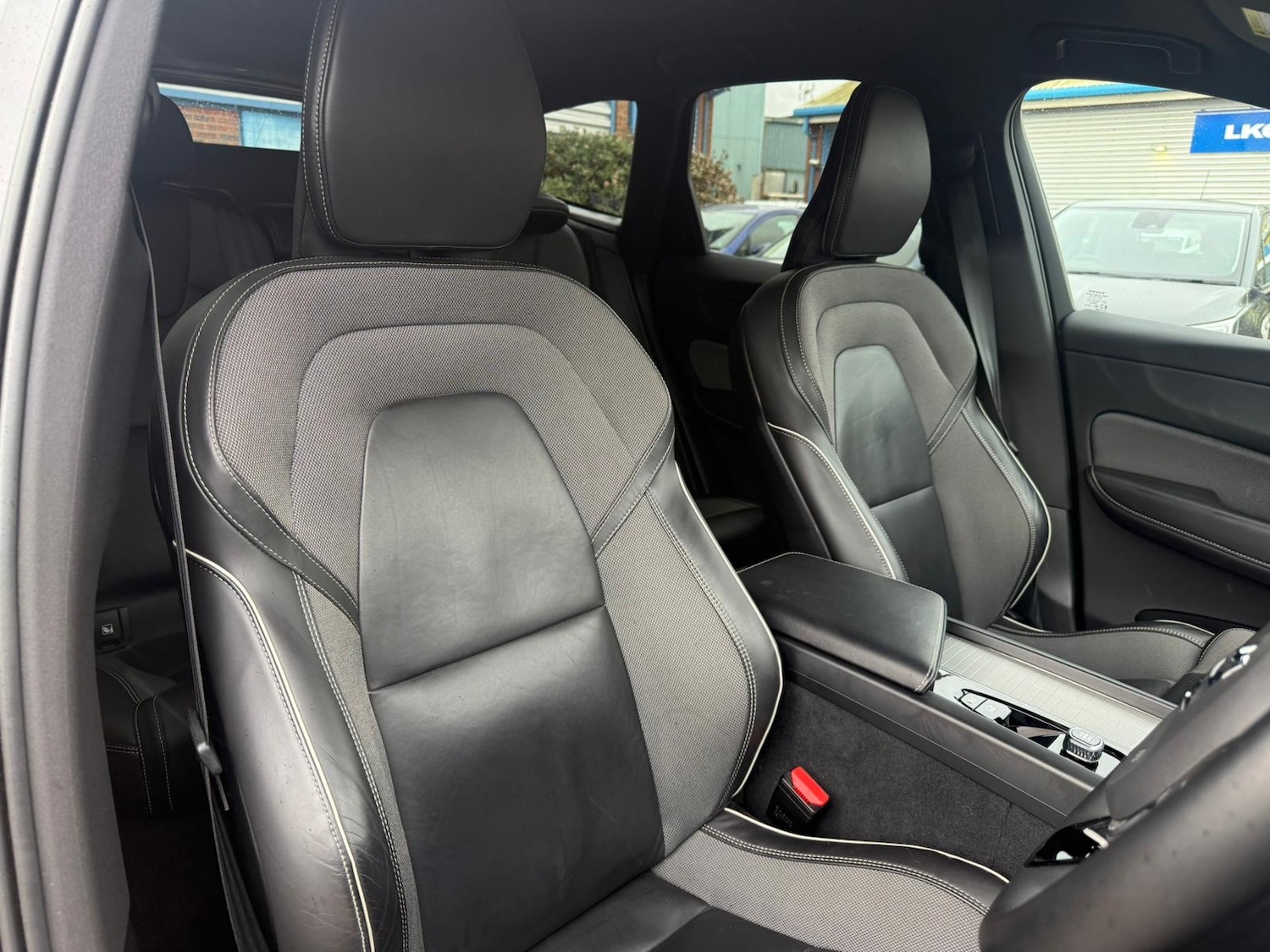 Used Volvo XC60 2022 for sale - 77270800: Photo 27