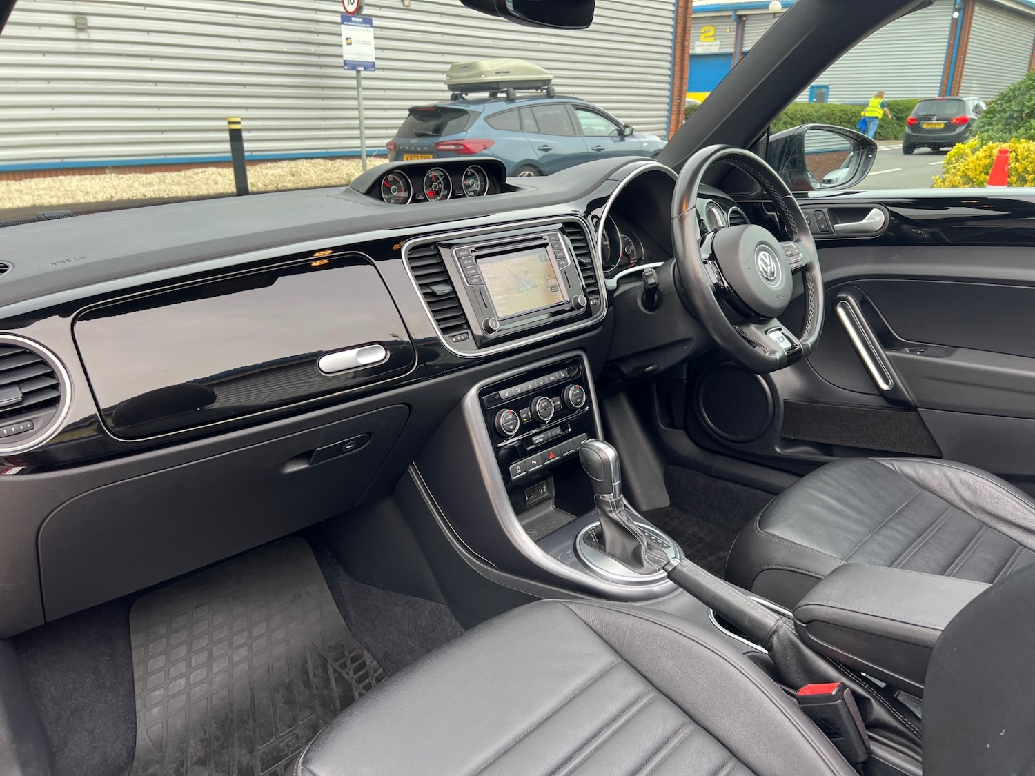 Used Volkswagen Beetle 2016 for sale - 76101305: Photo 13