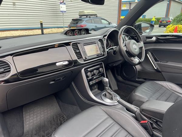 Used Volkswagen Beetle 2016 for sale - 76101305: Photo 13