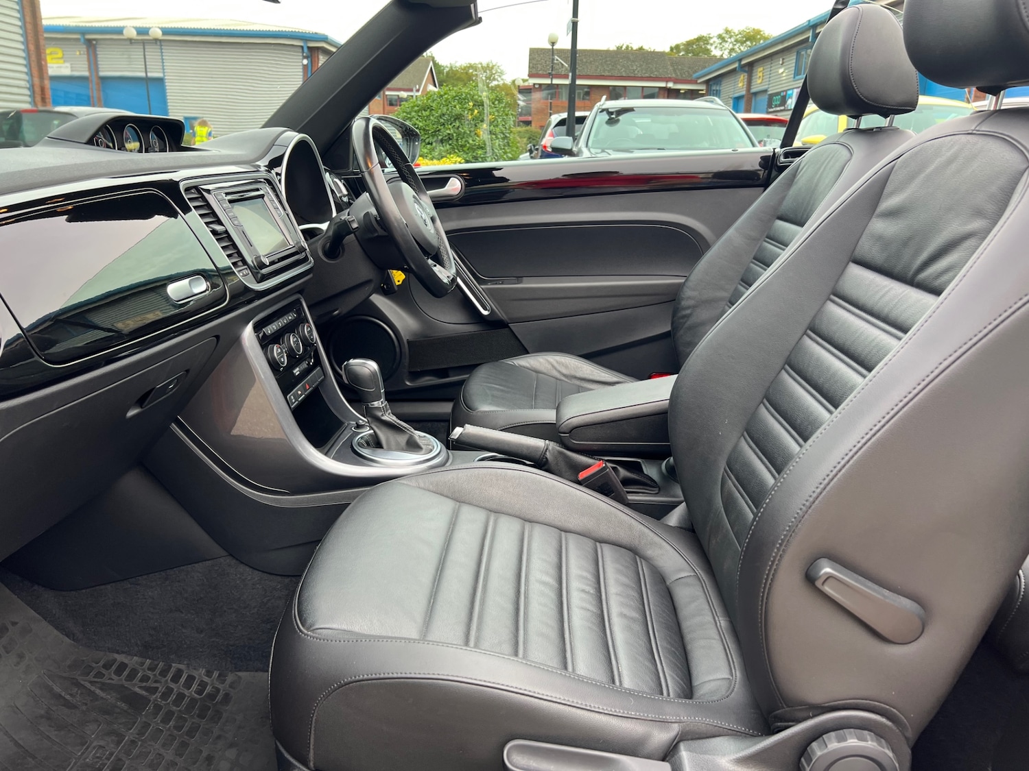 Used Volkswagen Beetle 2016 for sale - 76101305: Photo 14