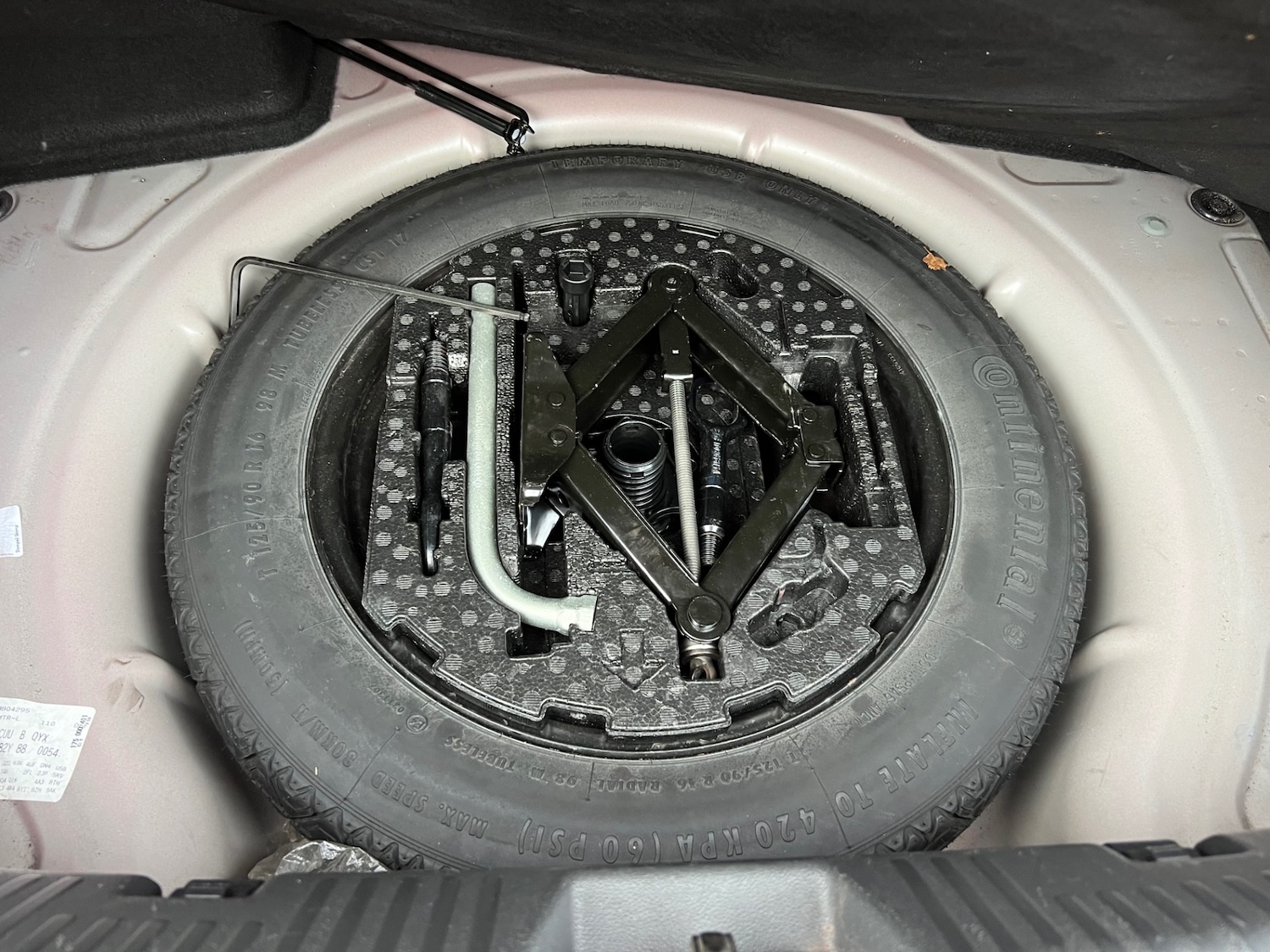 Used Volkswagen Beetle 2016 for sale - 76101305: Photo 17