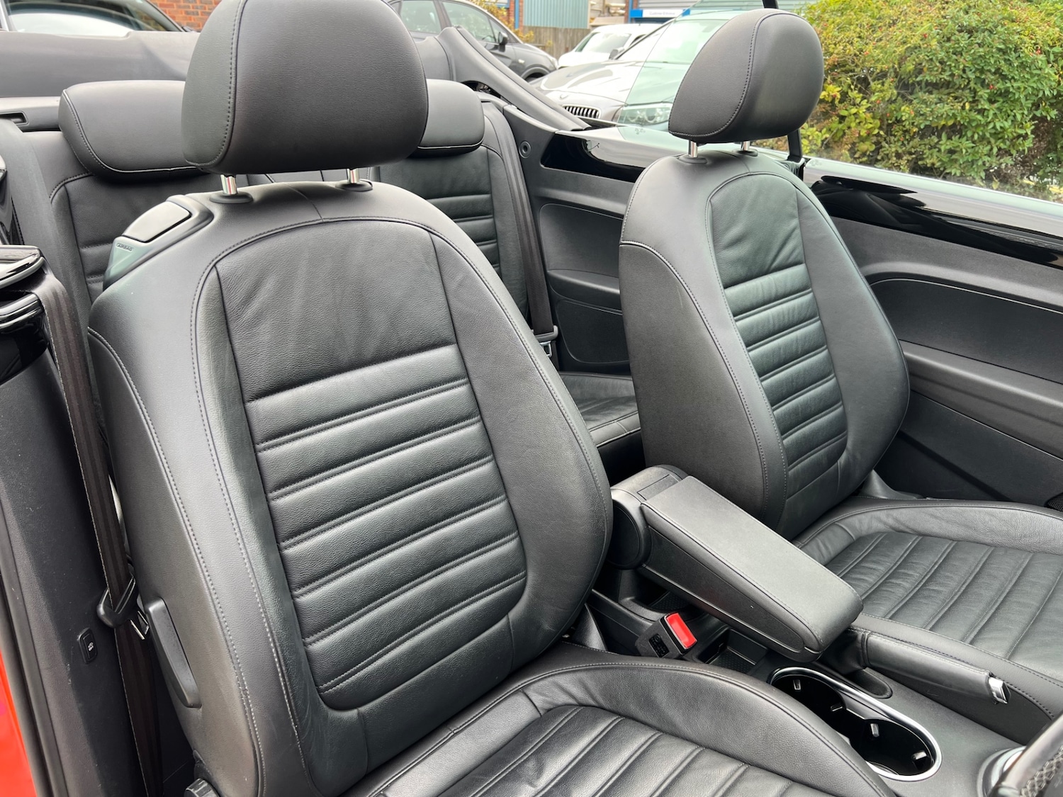 Used Volkswagen Beetle 2016 for sale - 76101305: Photo 23