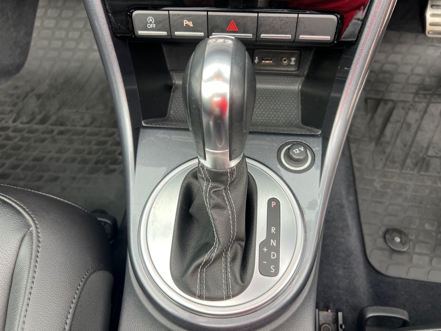 Used Volkswagen Beetle 2016 for sale - 76101305: Photo 24