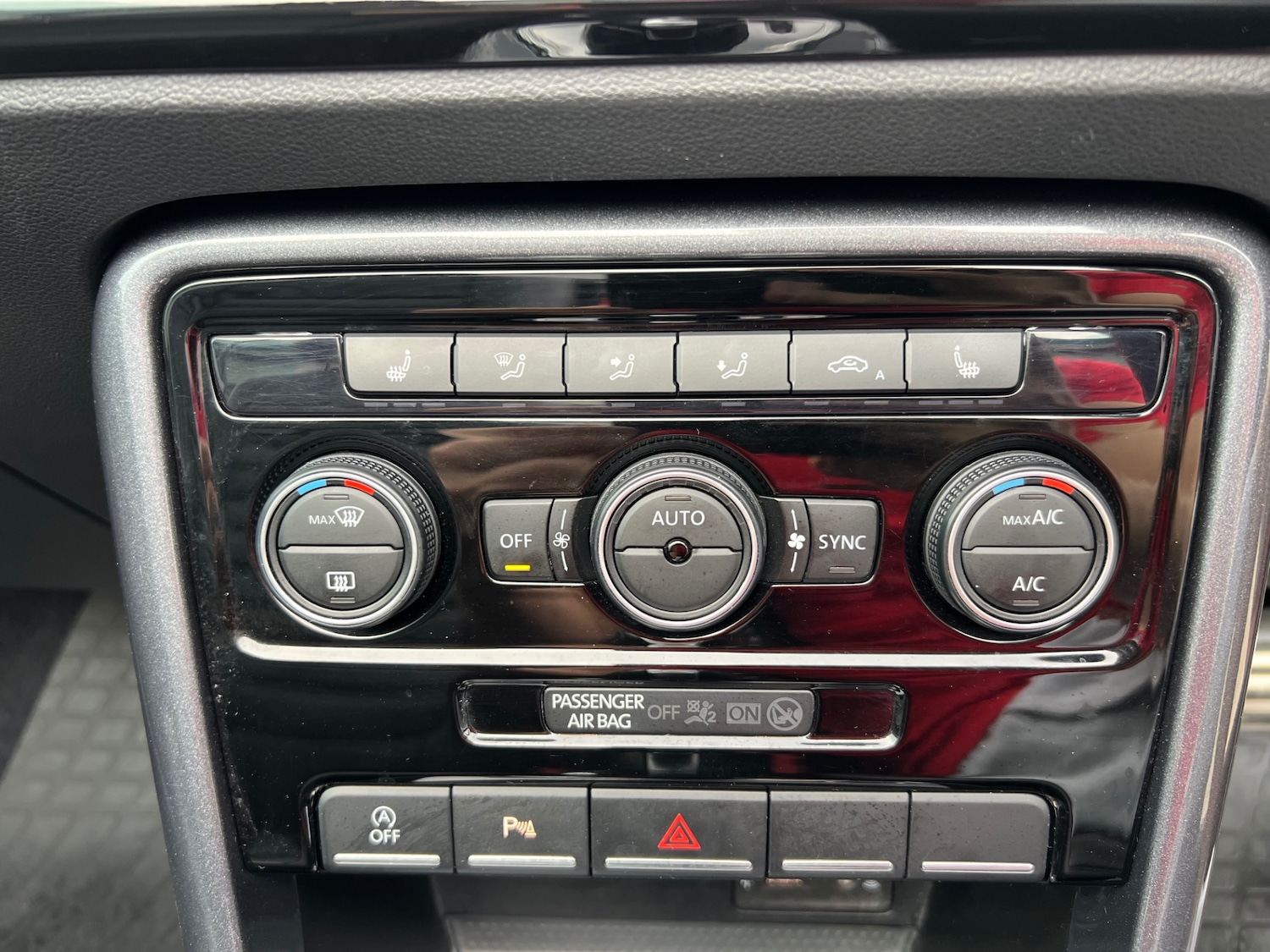 Used Volkswagen Beetle 2016 for sale - 76101305: Photo 26