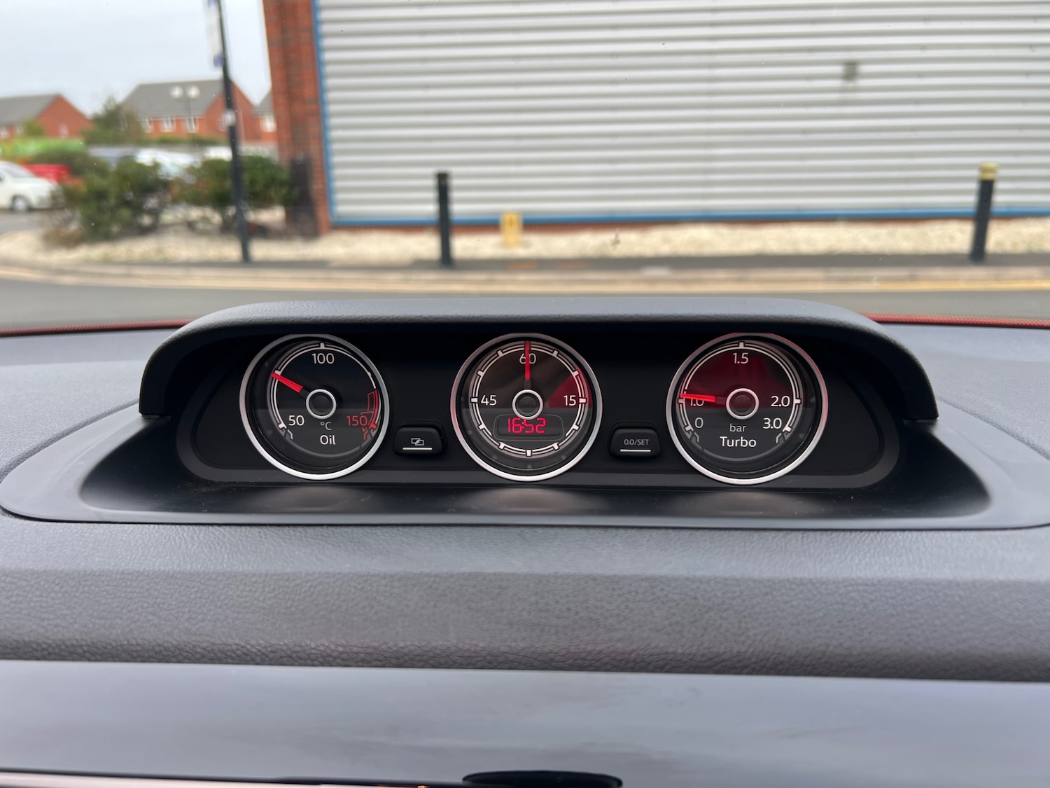 Used Volkswagen Beetle 2016 for sale - 76101305: Photo 29