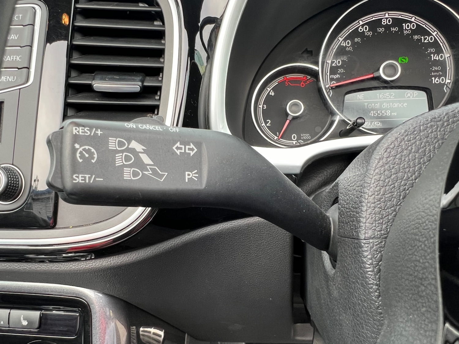 Used Volkswagen Beetle 2016 for sale - 76101305: Photo 31