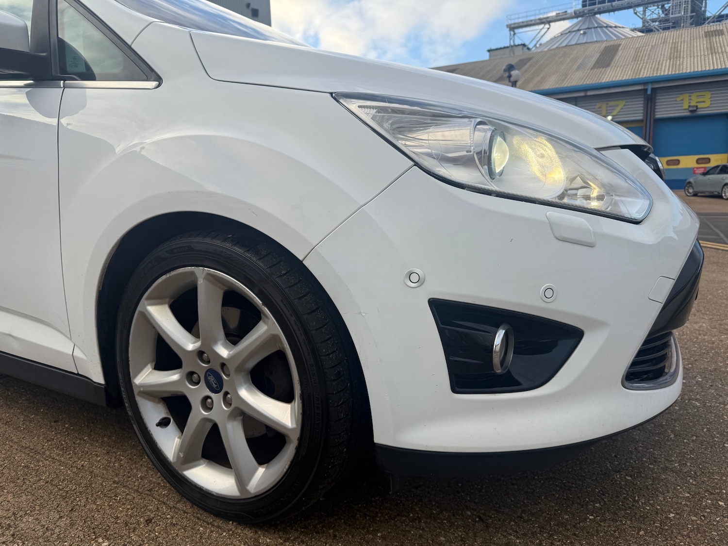 Used Ford C-Max 2014 for sale - 76685256: Photo 14