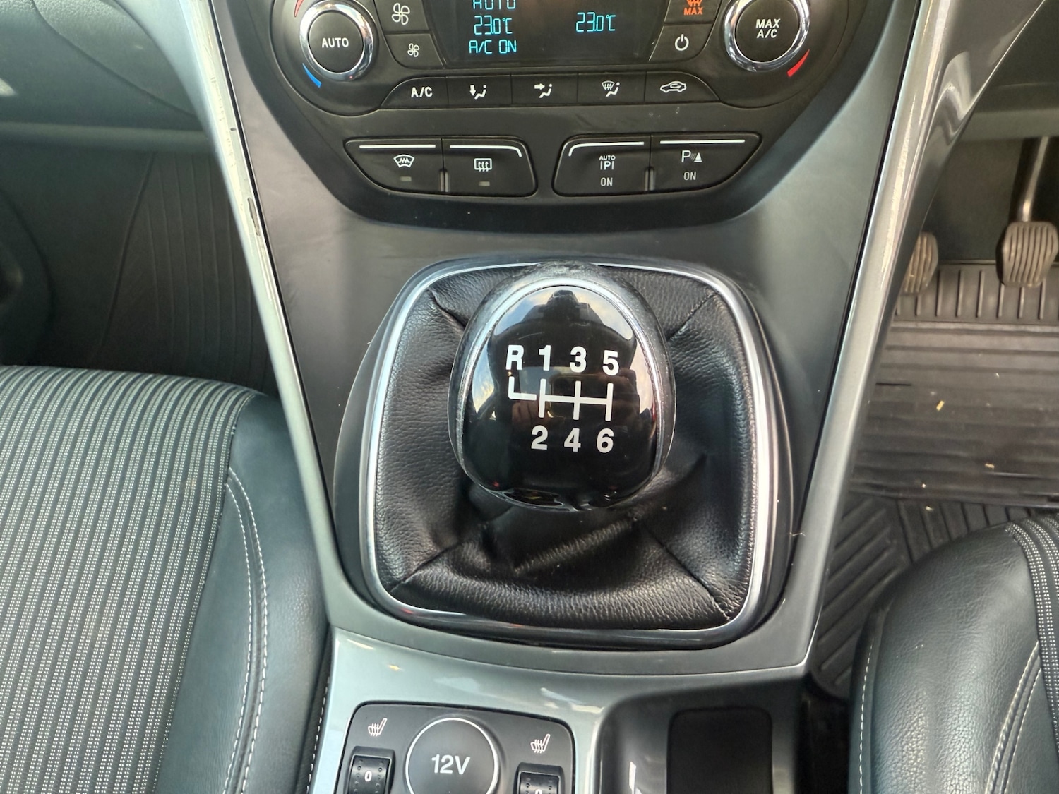 Used Ford C-Max 2014 for sale - 76685256: Photo 35