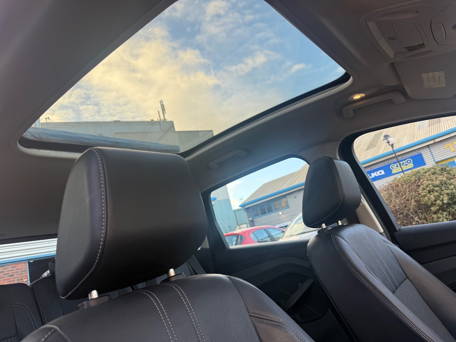 Used Ford C-Max 2014 for sale - 76685256: Photo 37