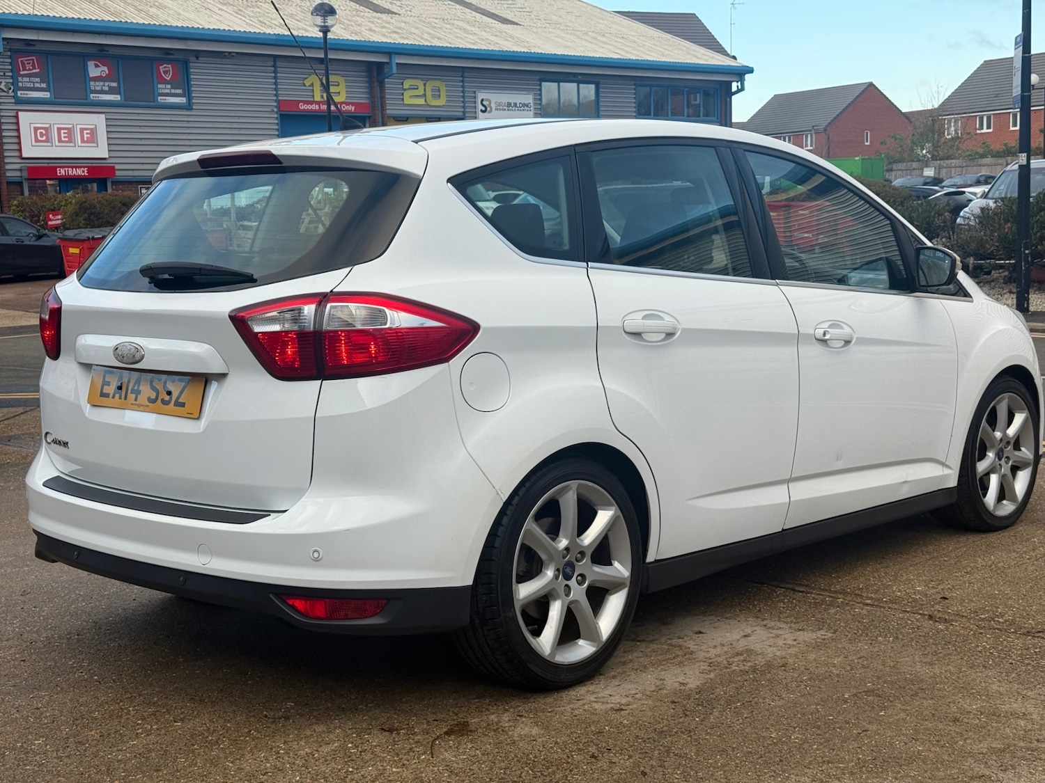 Used Ford C-Max 2014 for sale - 76685256: Photo 4