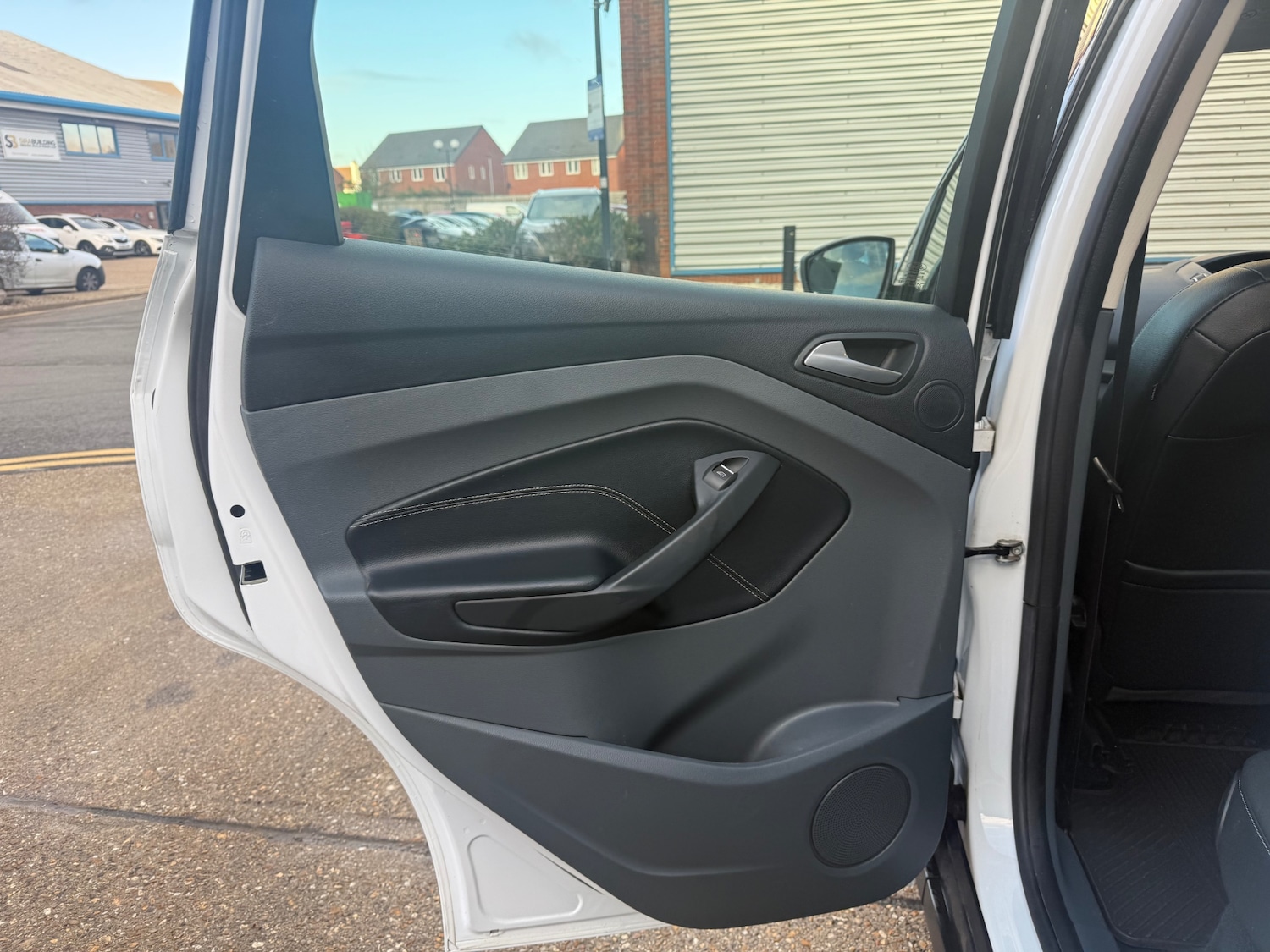 Used Ford C-Max 2014 for sale - 76685256: Photo 47