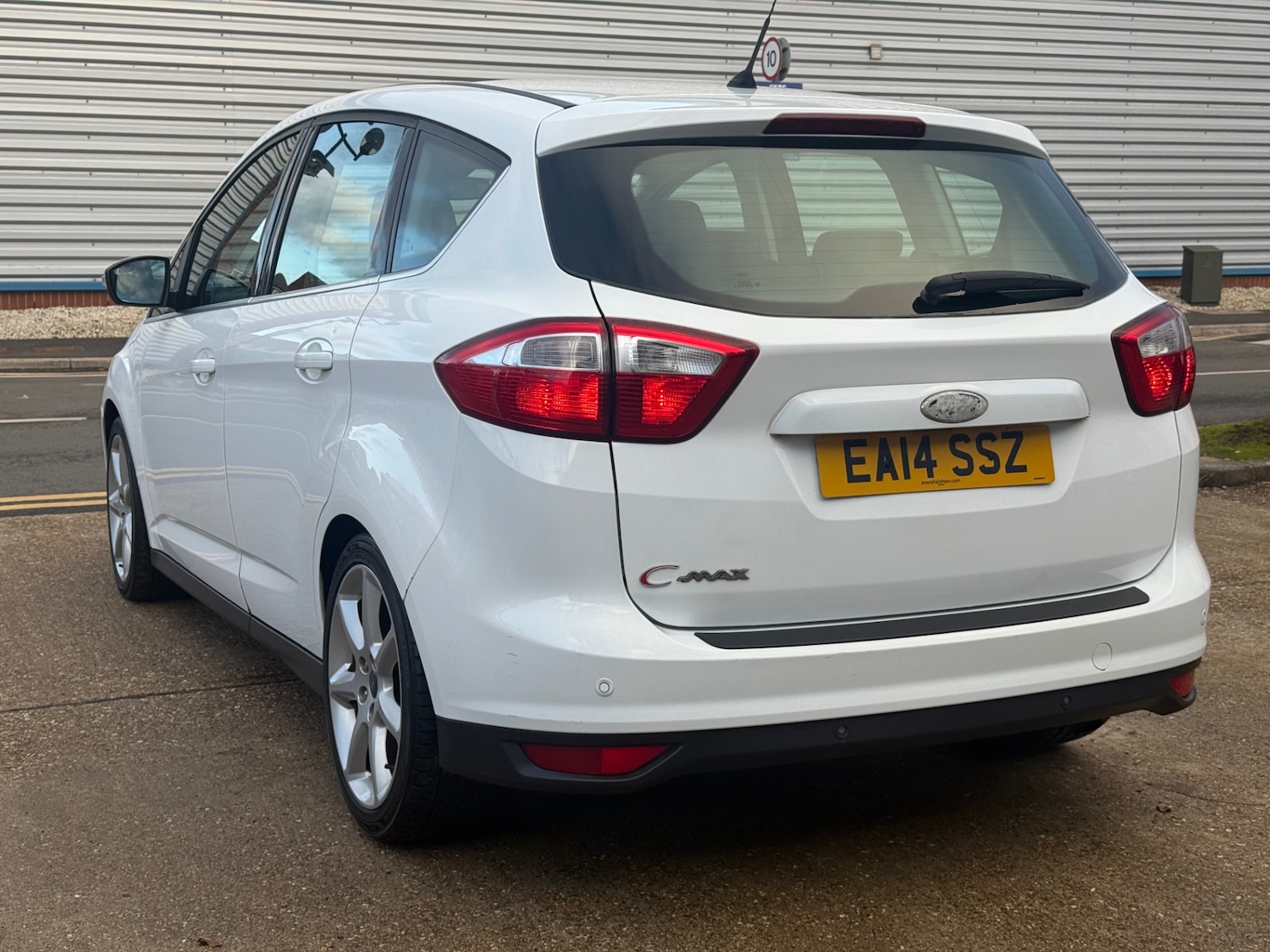 Used Ford C-Max 2014 for sale - 76685256: Photo 8