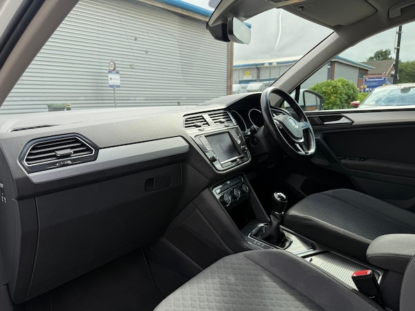 Used Volkswagen Tiguan 2016 for sale - 75611772: Photo 76
