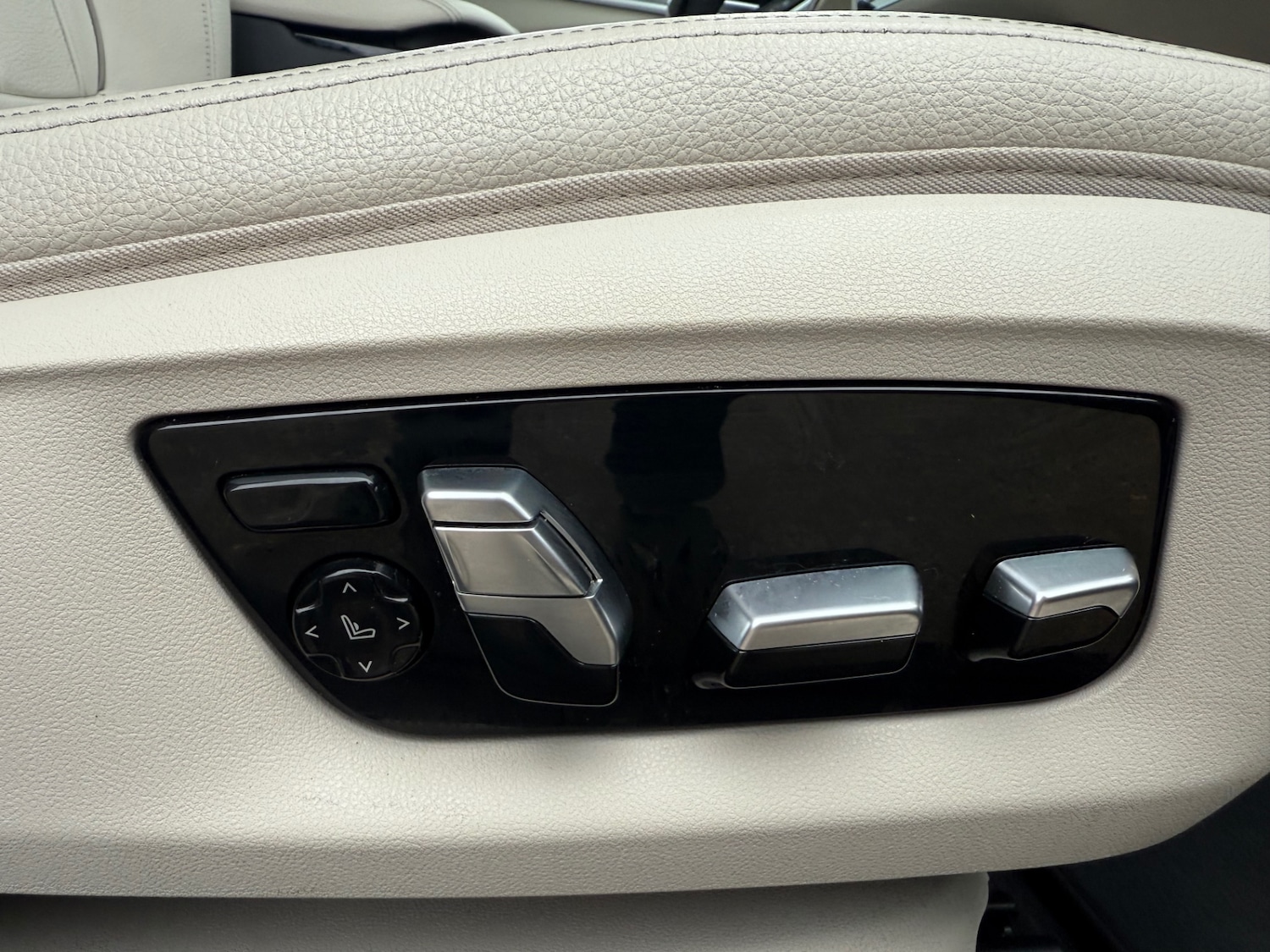 Used BMW 6 Series 2019 for sale - 77159870: Photo 44