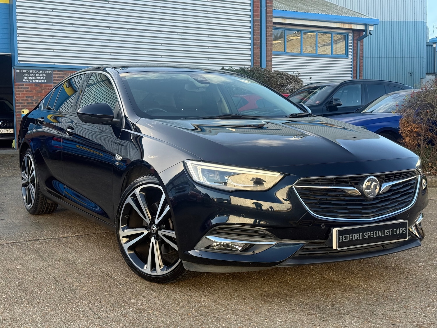 Used Vauxhall Insignia 2018 for sale - 76859389: Photo 1