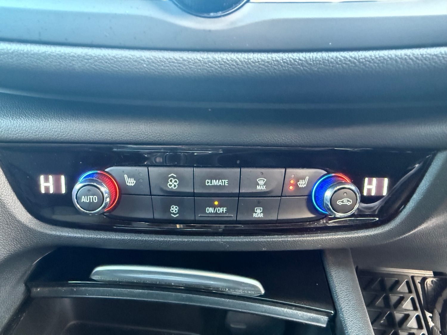 Used Vauxhall Insignia 2018 for sale - 76859389: Photo 48