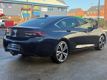 Used Vauxhall Insignia 2018 for sale - 76859389: Photo
