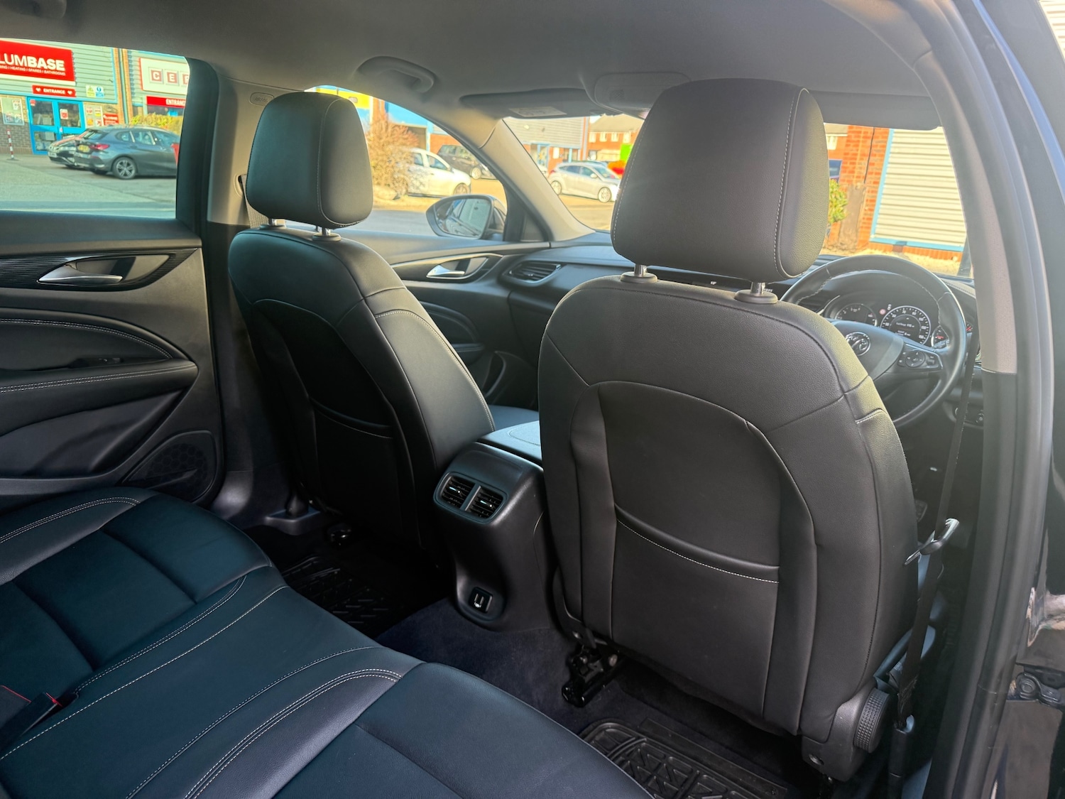 Used Vauxhall Insignia 2018 for sale - 76859389: Photo 55