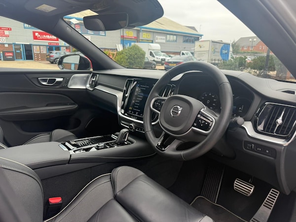 Used Volvo S60 2022 for sale - 75636937: Photo 29