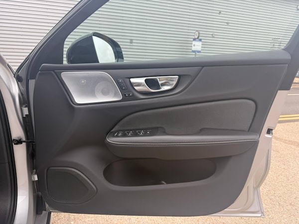Used Volvo S60 2022 for sale - 75636937: Photo 48