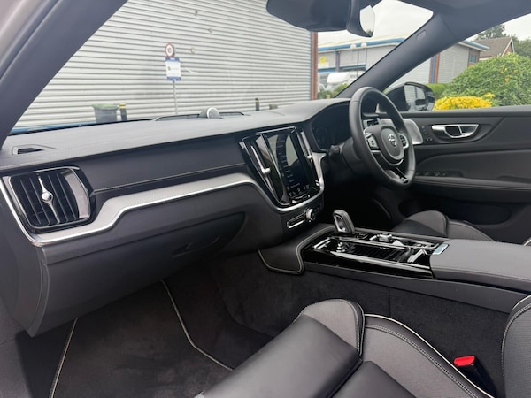 Used Volvo S60 2022 for sale - 75636937: Photo 9