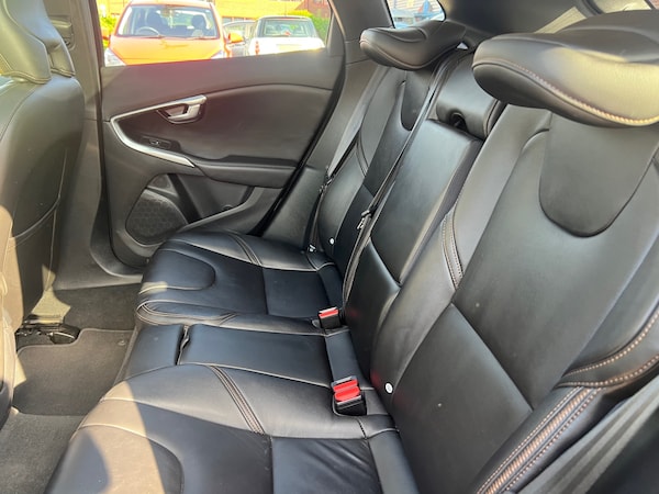 Used Volvo V40 2017 for sale - 75167845: Photo 26