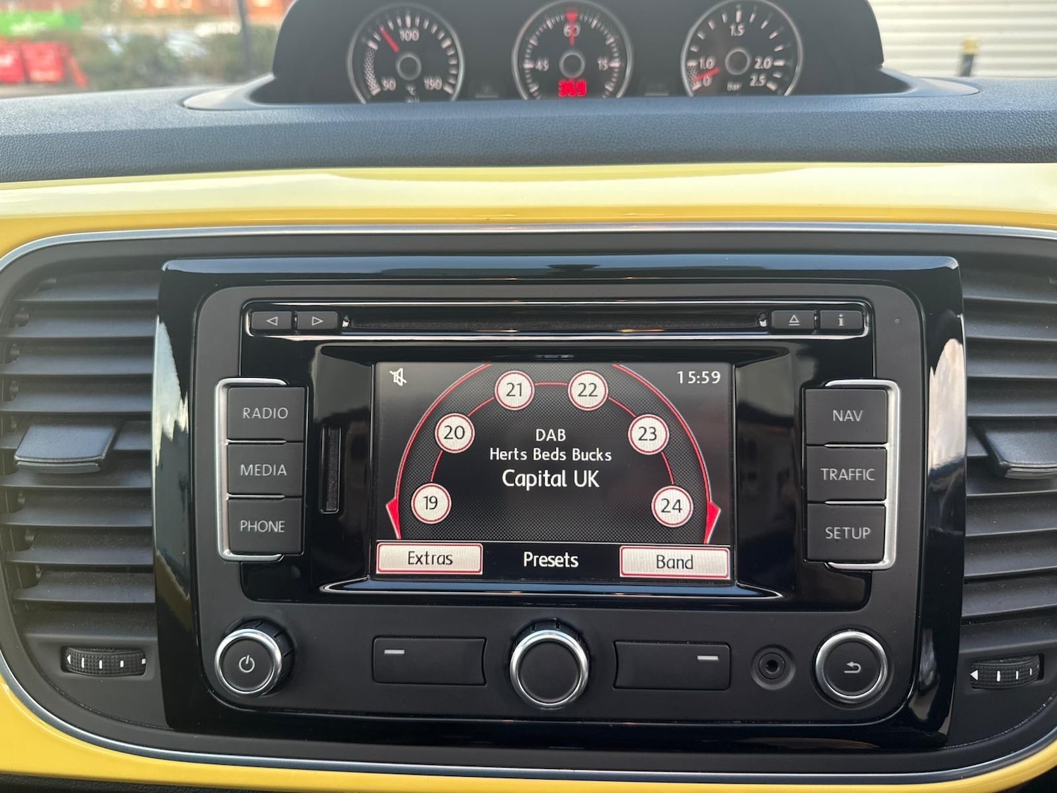 Used Volkswagen Beetle 2013 for sale - 76476020: Photo 15