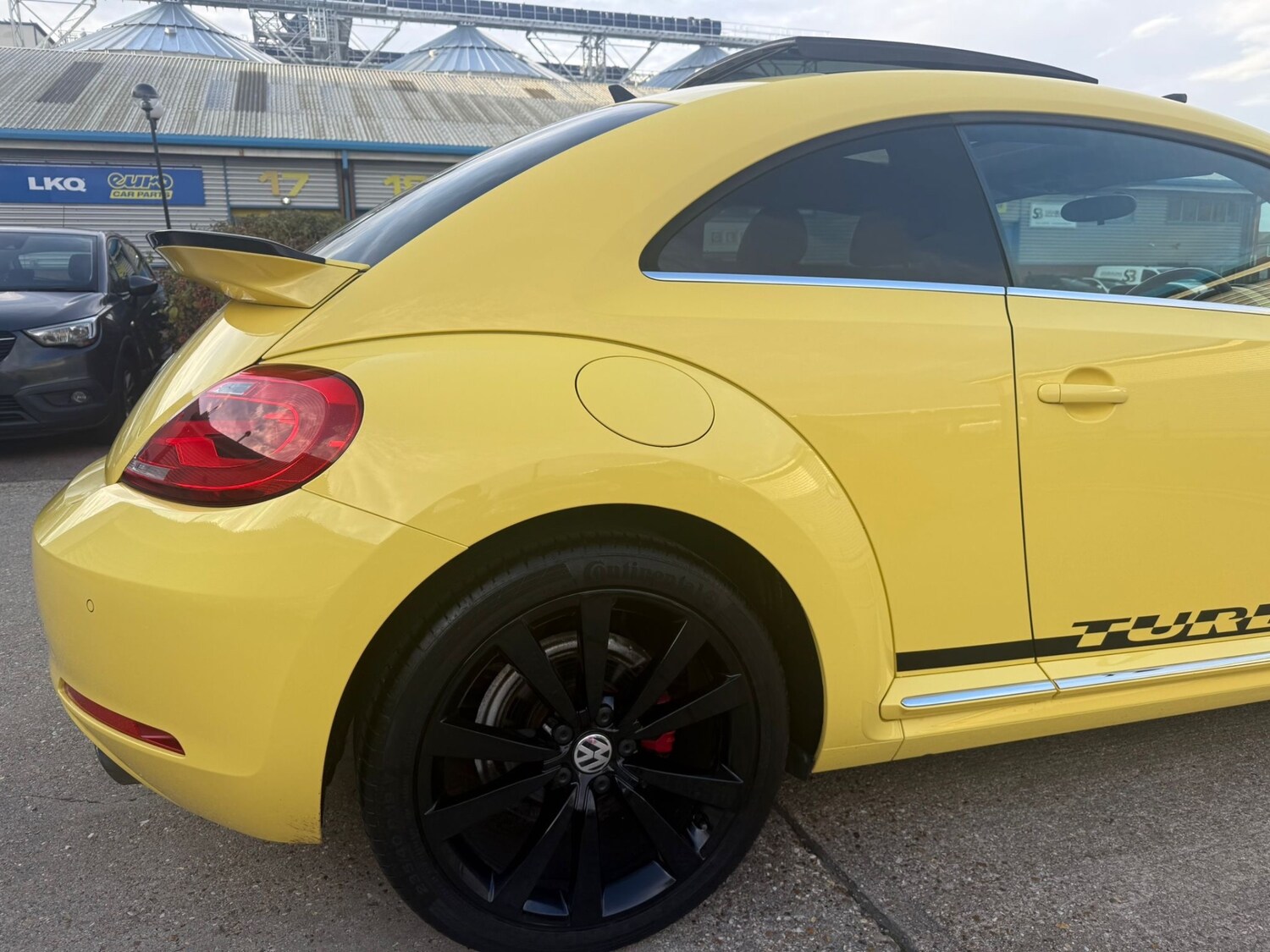 Used Volkswagen Beetle 2013 for sale - 76476020: Photo 36