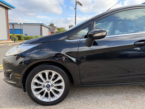 Used Ford Fiesta 2015 for sale - 76131267: Photo 27