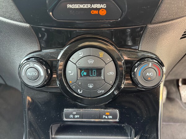 Used Ford Fiesta 2015 for sale - 76131267: Photo 49