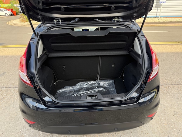 Used Ford Fiesta 2015 for sale - 76131267: Photo 59