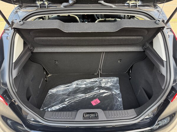Used Ford Fiesta 2015 for sale - 76131267: Photo 64