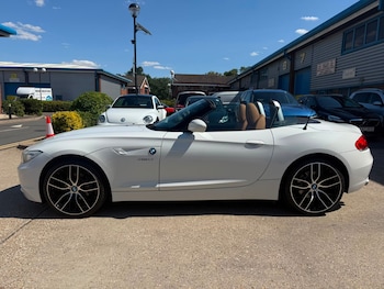 Used BMW Z4 2010 for sale - 79382377: Photo