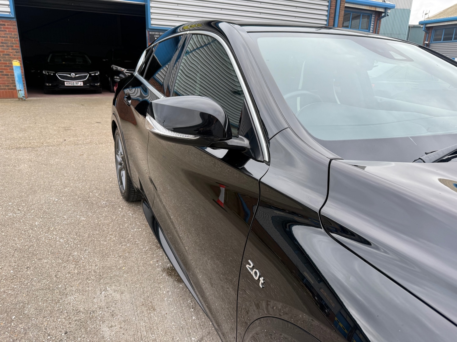 Used Infiniti Q30 2017 for sale - 77896397: Photo 21