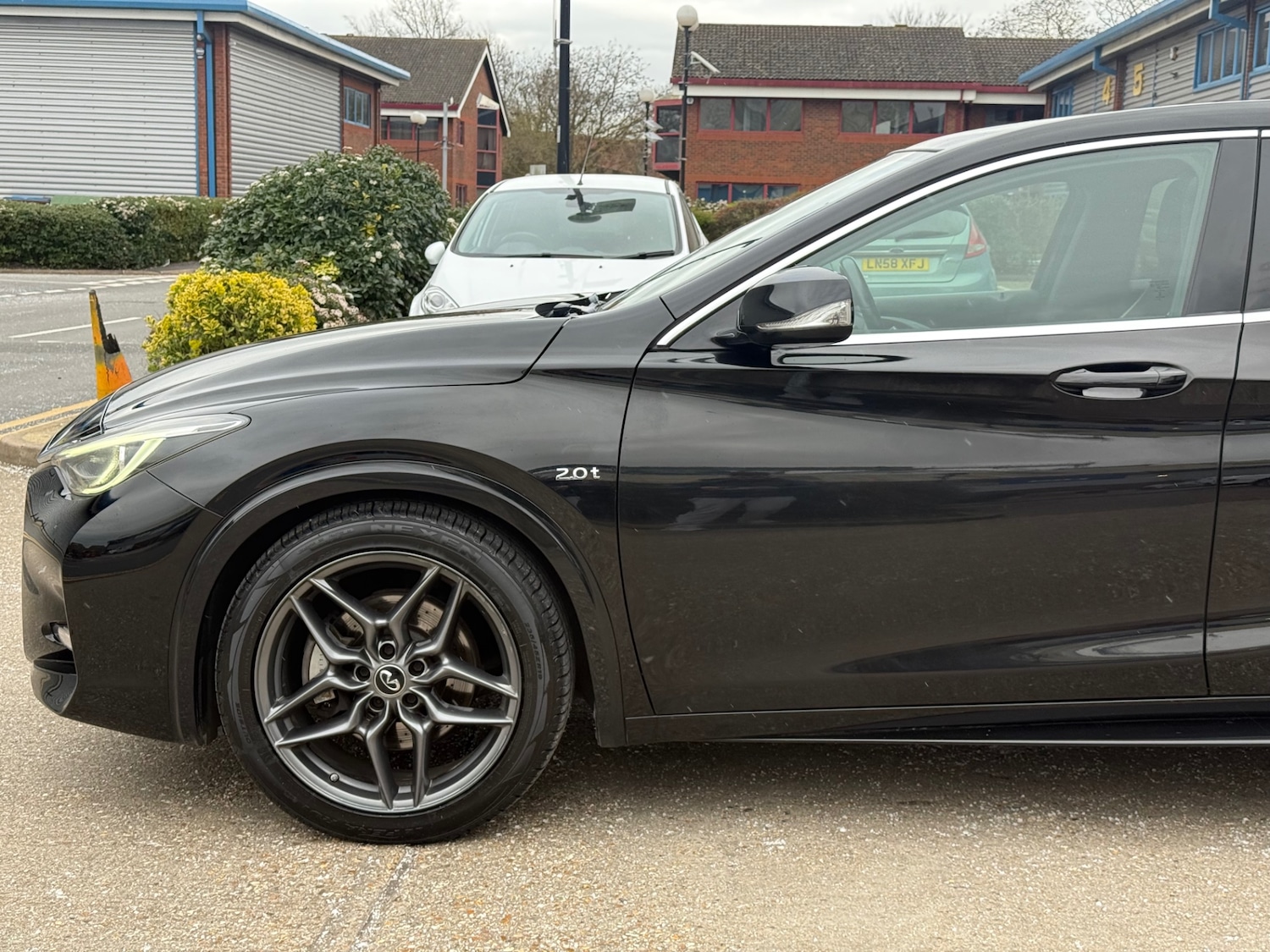 Used Infiniti Q30 2017 for sale - 77896397: Photo 24