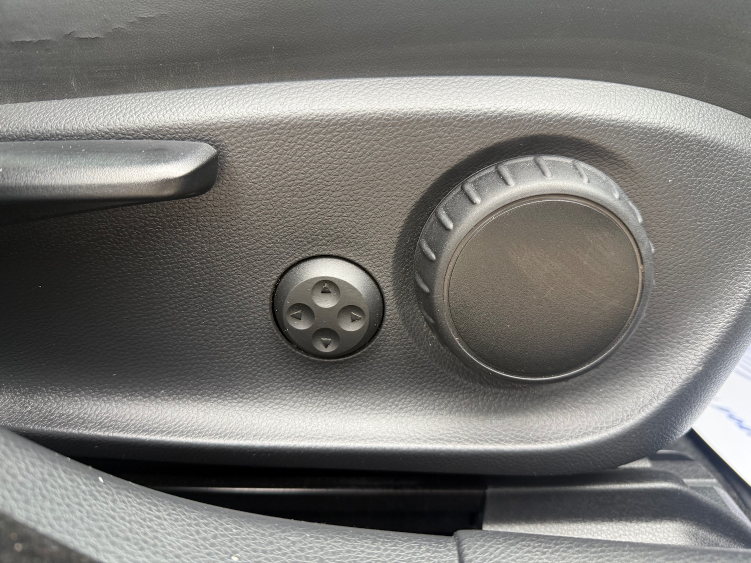 Used Infiniti Q30 2017 for sale - 77896397: Photo 39