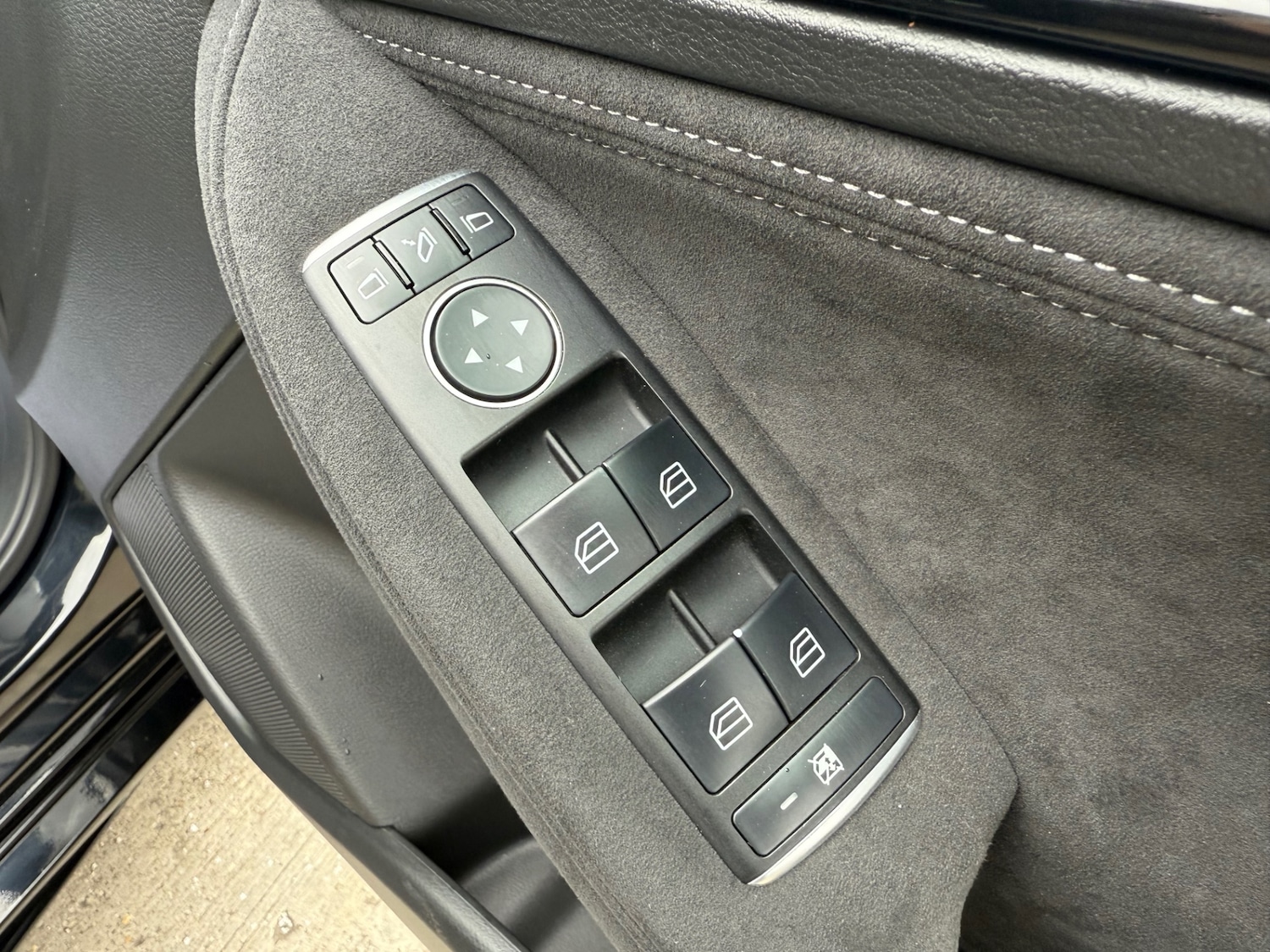 Used Infiniti Q30 2017 for sale - 77896397: Photo 40