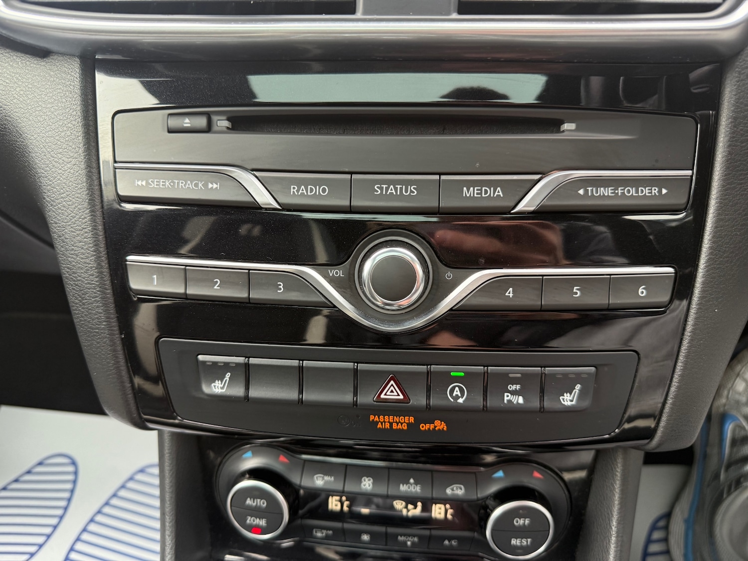 Used Infiniti Q30 2017 for sale - 77896397: Photo 46