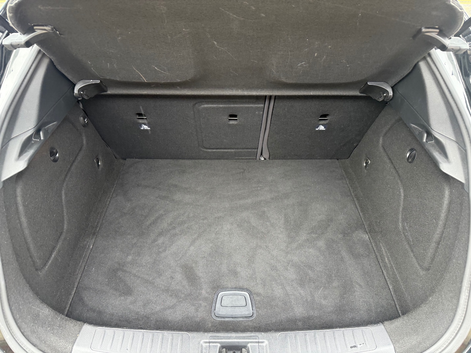 Used Infiniti Q30 2017 for sale - 77896397: Photo 59