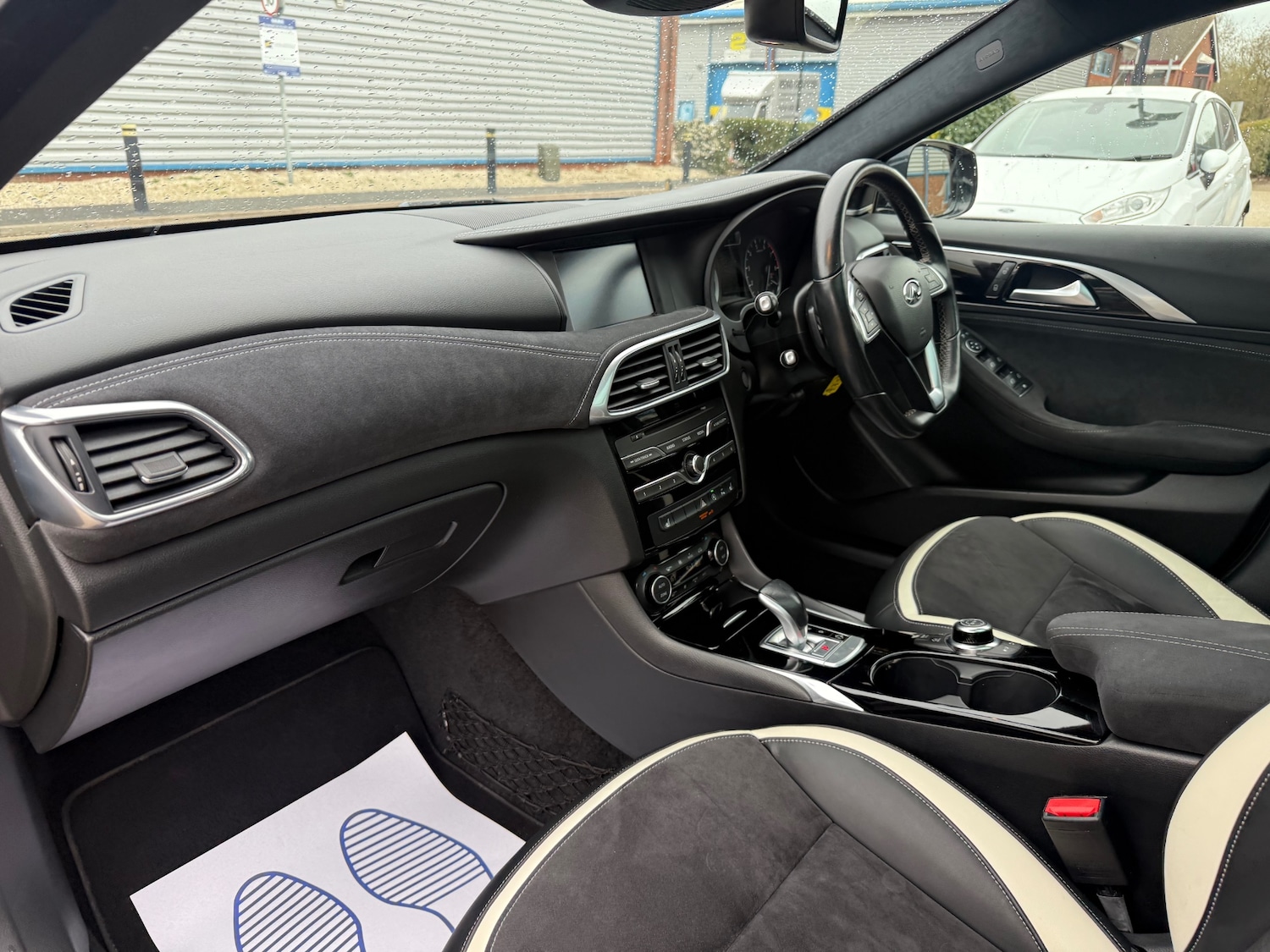 Used Infiniti Q30 2017 for sale - 77896397: Photo 68