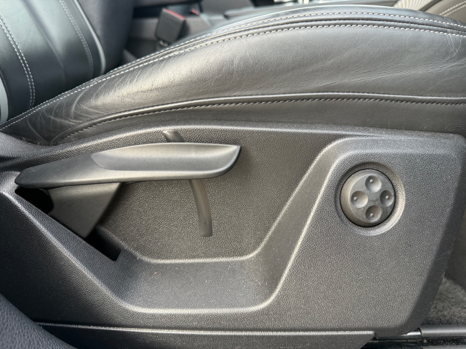 Used Audi Q2 2020 for sale - 76686912: Photo 42