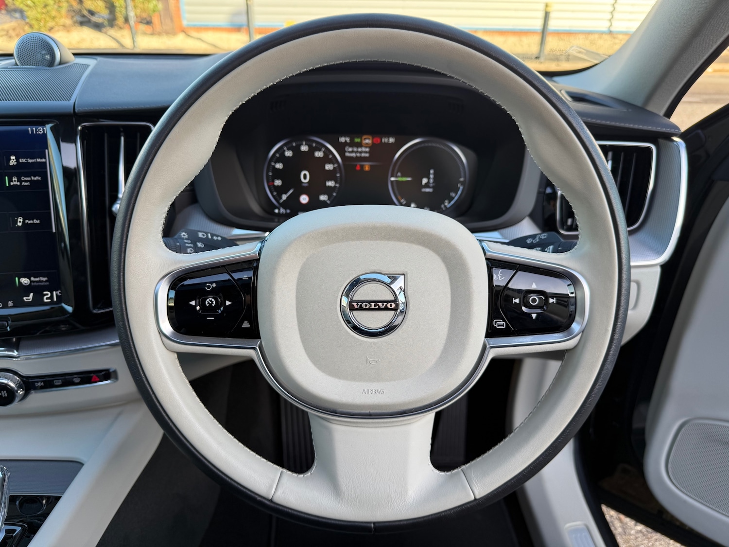 Used Volvo XC60 2019 for sale - 76777988: Photo 46