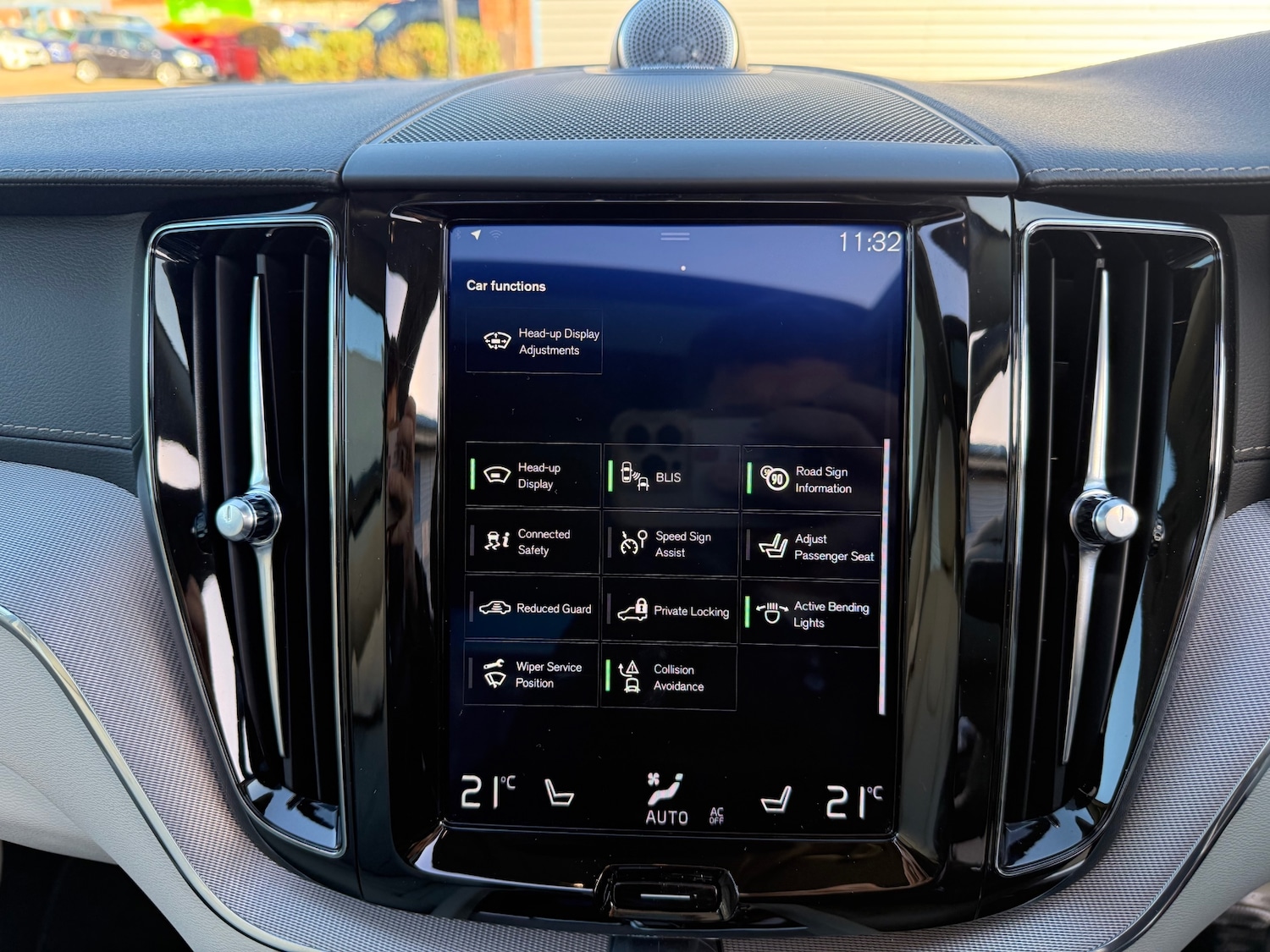 Used Volvo XC60 2019 for sale - 76777988: Photo 51