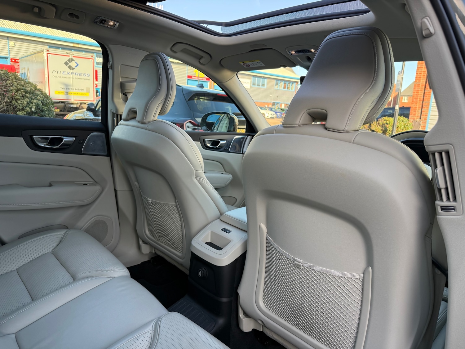Used Volvo XC60 2019 for sale - 76777988: Photo 68