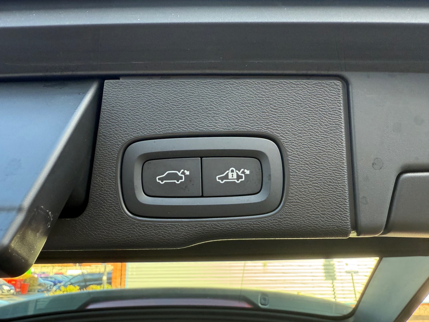 Used Volvo XC60 2019 for sale - 76777988: Photo 74